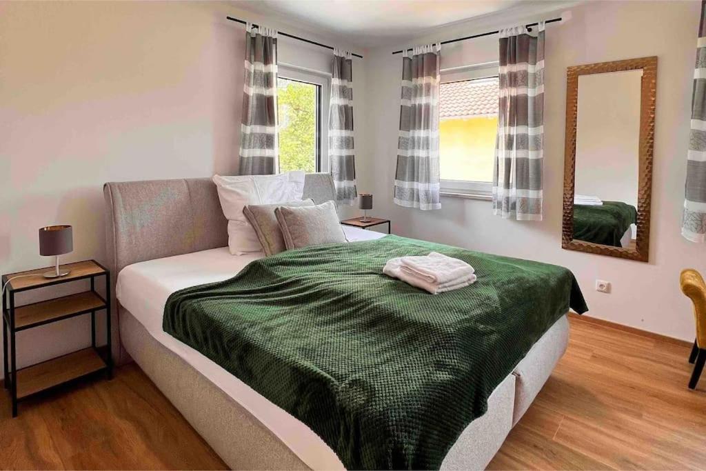 Apartament Viel Platz In Burghausen Fuer Freunde Und Familie Zewnętrze zdjęcie